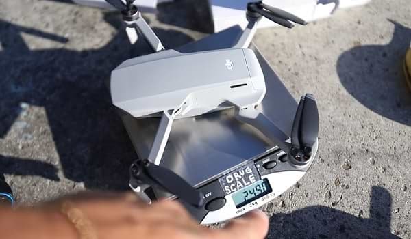 17 Best Hobby Drones That Don’t Need To Be Registered [Weigh Under 250 grams or 0.55 lbs]